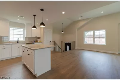 217 W 2nd Ave, Roselle, NJ 07203 - Photo 24