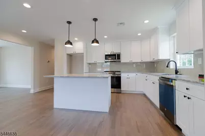 217 W 2nd Ave, Roselle, NJ 07203 - Photo 14