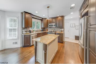 53 Maple Ave, Berkeley Heights Township, NJ 07922 - Photo 4