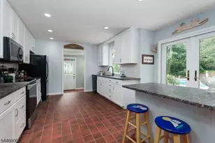 30 Montgomery Ave, Rocky Hill, NJ 08553 - Photo 10