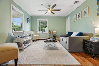 26 Longview Ave, Randolph Township, NJ 07869 - Photo 4