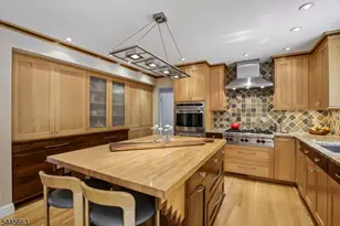 11 Maywood Ct, North Caldwell, NJ 07006 - Photo 16