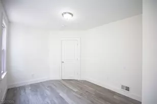 41 Grove St, Bloomfield, NJ 07003 - Photo 10
