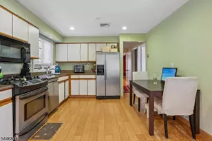 78 Legion Pl, Paramus, NJ 07652 - Photo 4