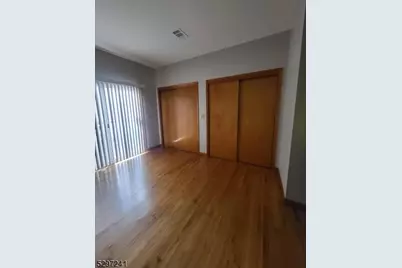 14 Marne St, Newark, NJ 07105 - Photo 2