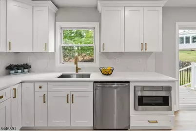 76 Dawn Ave, North Haledon, NJ 07508 - Photo 18
