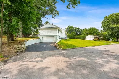 76 Dawn Ave, North Haledon, NJ 07508 - Photo 4