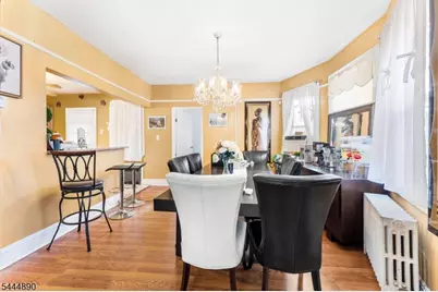 312 E 1st Ave, Roselle, NJ 07203 - Photo 8