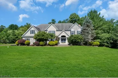 15 Mattben Dr, Warren Township, NJ 07059 - Photo 2
