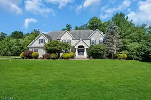 15 Mattben Dr, Warren Township, NJ 07059 - Photo 2