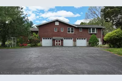 112 Allerton Rd, Clinton Township, NJ 08801 - Photo 8