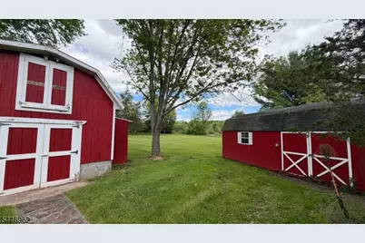 112 Allerton Rd, Clinton Township, NJ 08801 - Photo 14