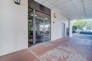 10 N Wood Ave, Linden, NJ 07036 - Photo 2