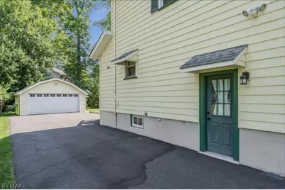 20 Lincoln Ave, Livingston, NJ 07039 - Photo 34