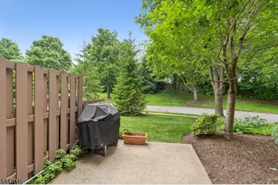 251 Plymouth Ct #251, Madison, NJ 07940 - Photo 22