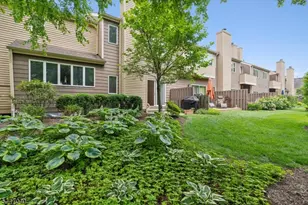 251 Plymouth Ct, Madison, NJ 07940 - Photo 24