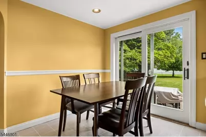 419 Ridgeview Ave, Scotch Plains Township, NJ 07076 - Photo 10