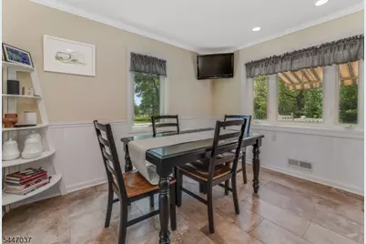 526 Gregory Avenue, Bridgewater, NJ 08807 - Photo 8