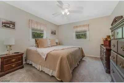526 Gregory Avenue, Bridgewater, NJ 08807 - Photo 18