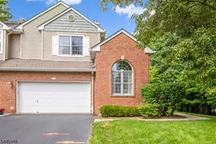 8 Clements Ct, Roseland, NJ 07068 - Photo 2
