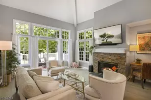 8 Clements Ct, Roseland, NJ 07068 - Photo 8