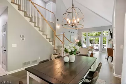 8 Clements Ct, Roseland, NJ 07068 - Photo 10