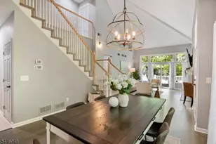 8 Clements Ct, Roseland, NJ 07068 - Photo 10