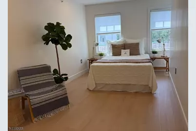 627 Valley Rd #F, Montclair, NJ 07043 - Photo 6