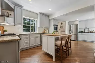 25 West Rd, Millburn, NJ 07078 - Photo 6