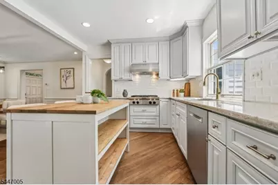 25 West Rd, Millburn, NJ 07078 - Photo 8