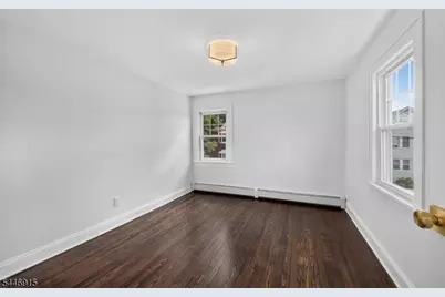 289 Hathaway St, Wallington, NJ 07057 - Photo 2