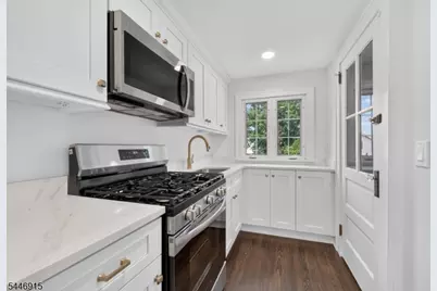 289 Hathaway St, Wallington, NJ 07057 - Photo 32