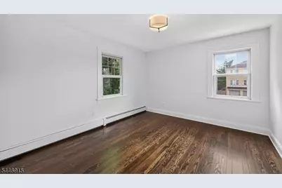 289 Hathaway St, Wallington, NJ 07057 - Photo 8