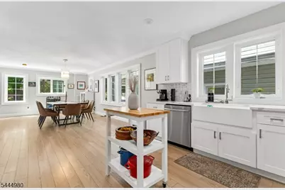 27 Tremont Ave, West Orange Township, NJ 07052 - Photo 8