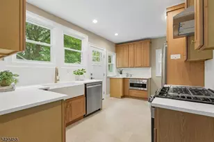 22 Rutgers St, Maplewood, NJ 07040 - Photo 14
