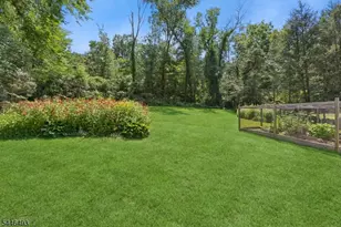 139 Long View Terrace, Long Hill Township, NJ 07933 - Photo 12