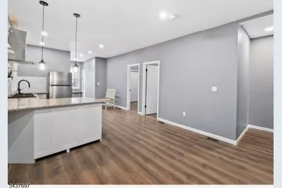 487 S 17th St #2, Newark, NJ 07103 - Photo 4
