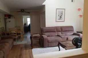 806 Yorkshire Dr, Raritan Township, NJ 08822 - Photo 2