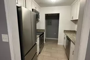 60 Almond Dr, Franklin Township, NJ 08873 - Photo 2
