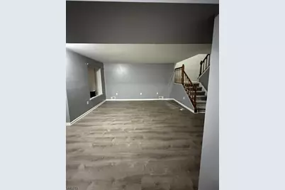 60 Almond Dr, Franklin Township, NJ 08873 - Photo 4
