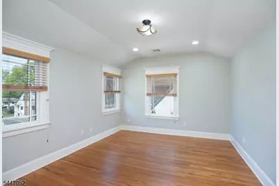 30 Gates Ave, Summit, NJ 07901 - Photo 8