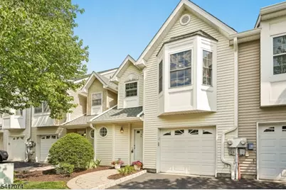 14 Helen Way, Berkeley Heights Township, NJ 07922 - Photo 2
