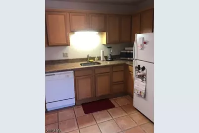 151 Valley R #D, Montclair, NJ 07042 - Photo 6