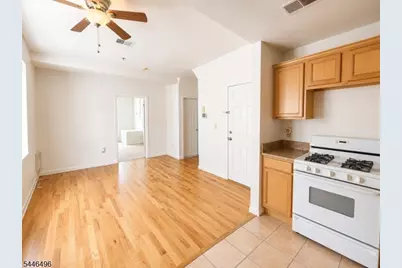 151 Valley R #D, Montclair, NJ 07042 - Photo 4