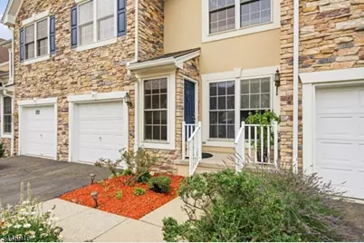 16 Magnolia Way, North Haledon, NJ 07508 - Photo 2