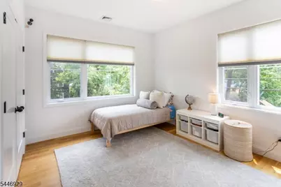 8 Willard Pl, Montclair, NJ 07042 - Photo 16