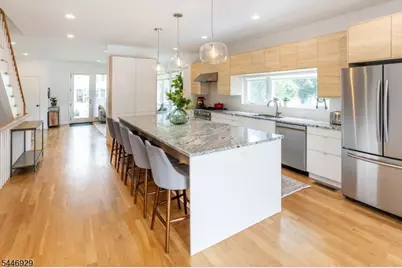 8 Willard Pl, Montclair, NJ 07042 - Photo 8