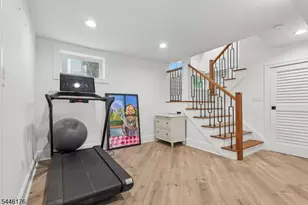 26 Mountain Ave, Summit, NJ 07901 - Photo 28