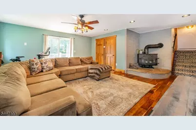 16 Tumbling Brook Rd, Montville Township, NJ 07082 - Photo 22