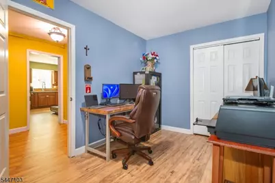 16 Tumbling Brook Rd, Montville Township, NJ 07082 - Photo 28